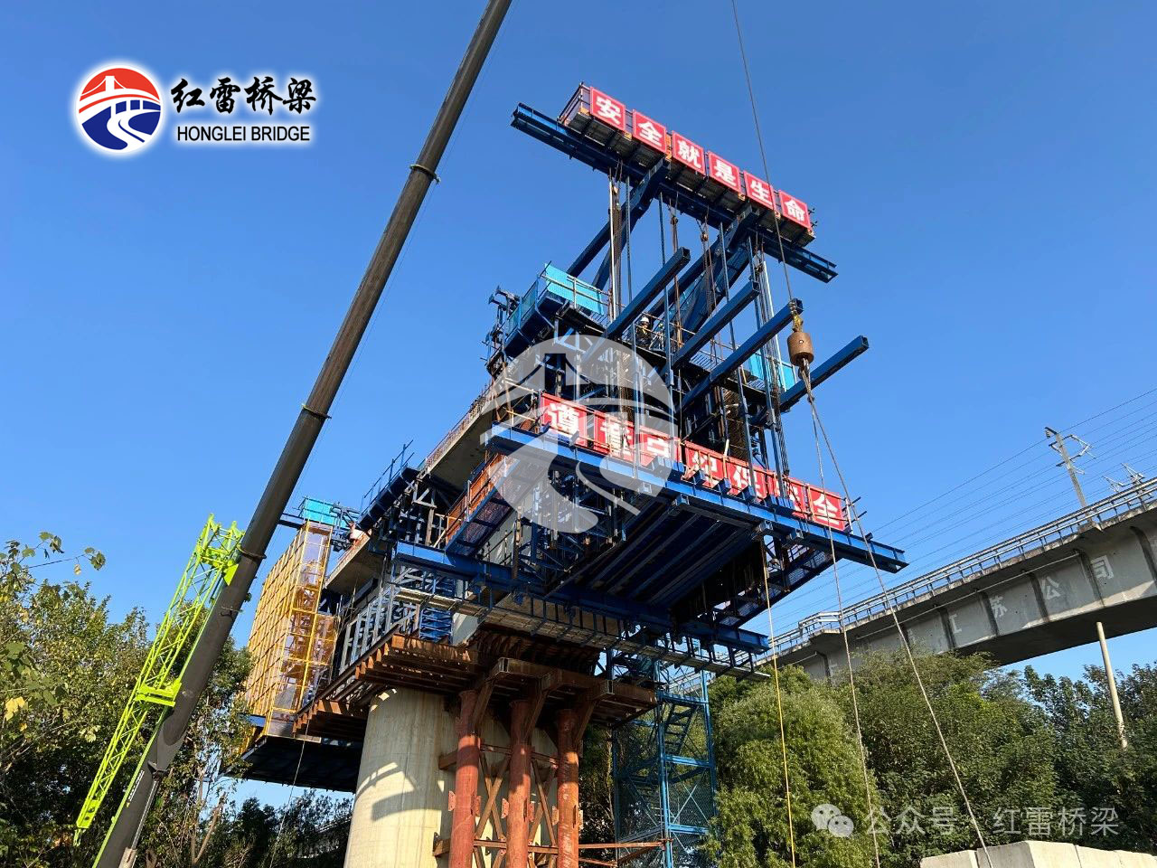 南京宁芜铁路扩能改造工程挂篮连续梁安装完成